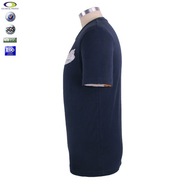 灰底白字印花男士黑色圆领短袖T恤