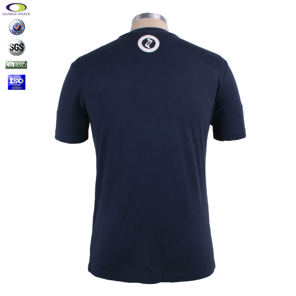 灰底白字印花男士黑色圆领短袖T恤