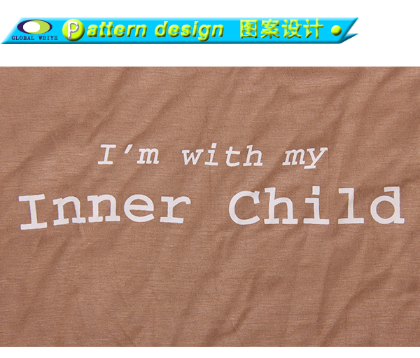 定制咖啡色长款印花女士圆领短袖T恤衫