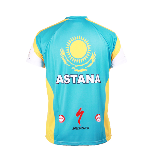 男士绿色全涤热升华插肩短袖T恤衫定制厂家